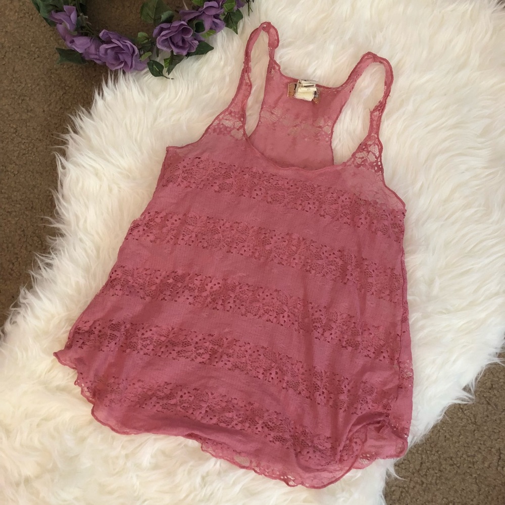 🎀 2 FOR $20 🎀 Racerback Pink Lace Tank Top Mudd